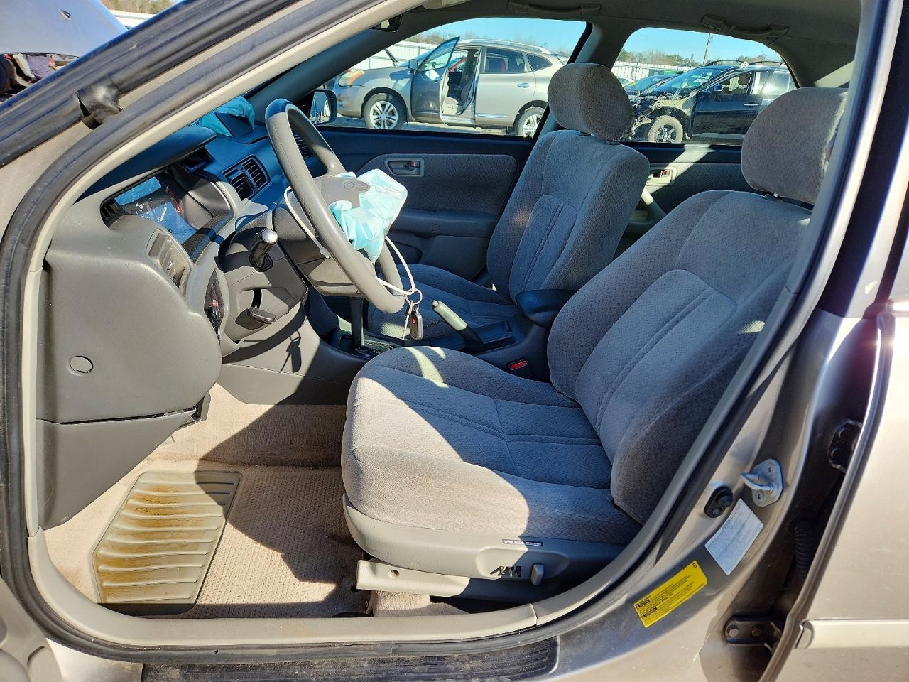 2000 TOYOTA CAMRY