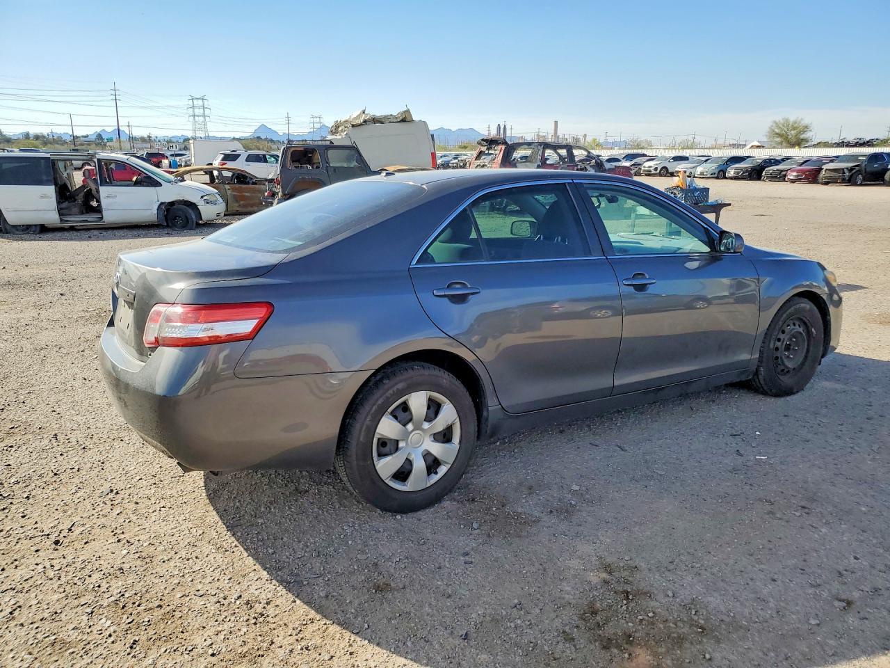 2010 TOYOTA CAMRY