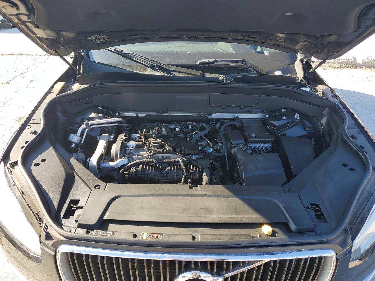 2016 VOLVO XC90