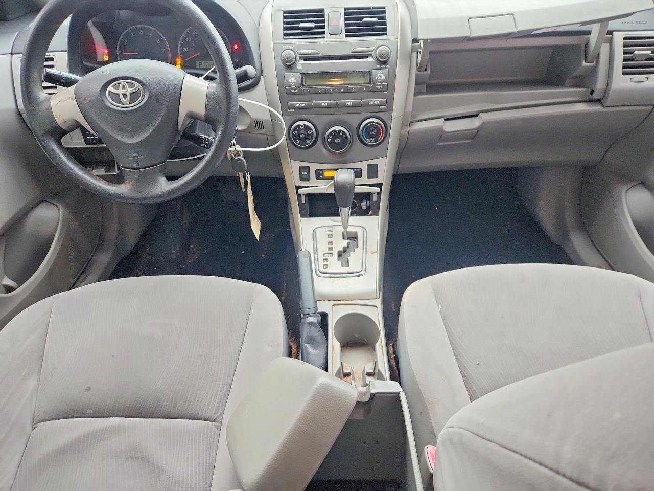 2011 TOYOTA COROLLA