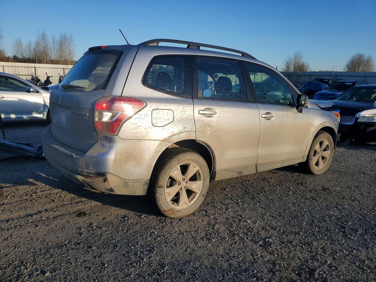 2015 SUBARU FORESTER