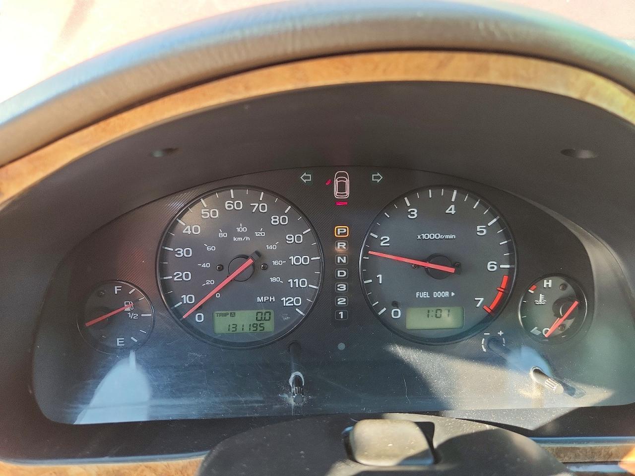 2002 SUBARU Legacy