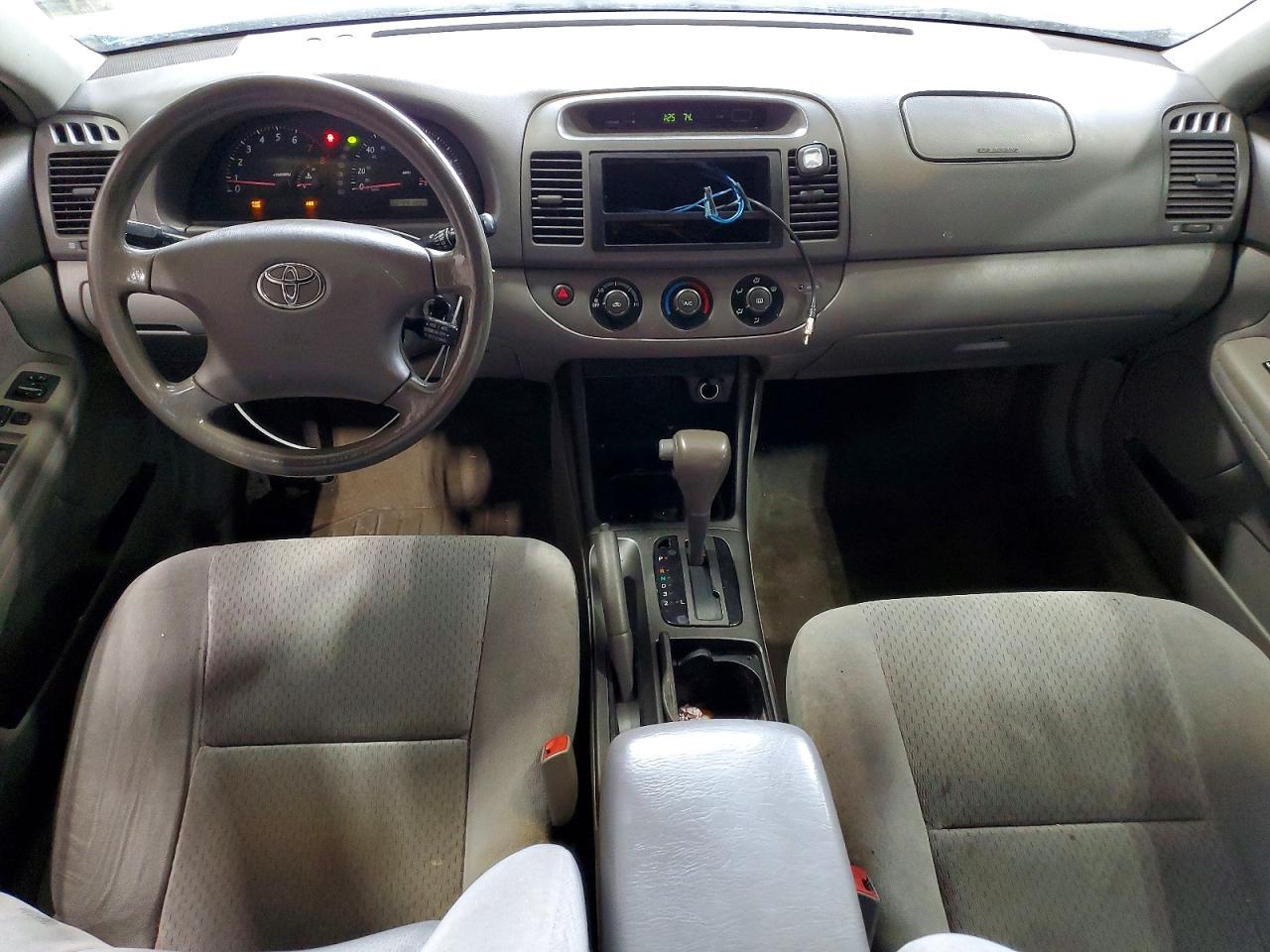 2004 TOYOTA CAMRY