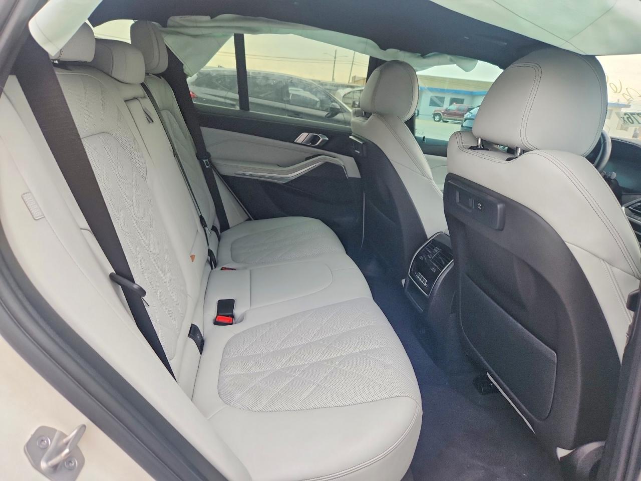 2023 BMW X5