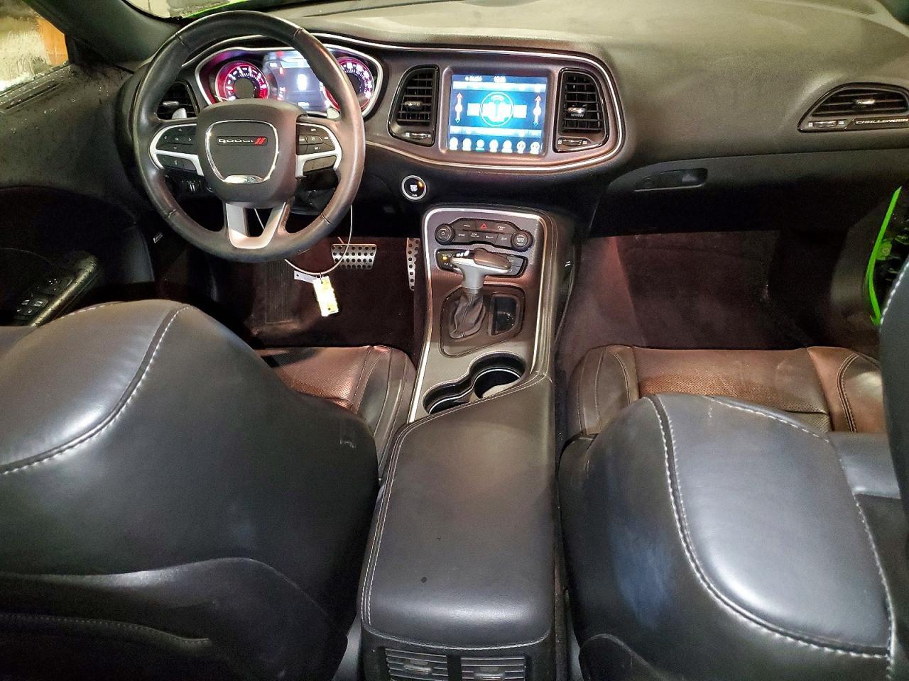 2017 DODGE Challenger