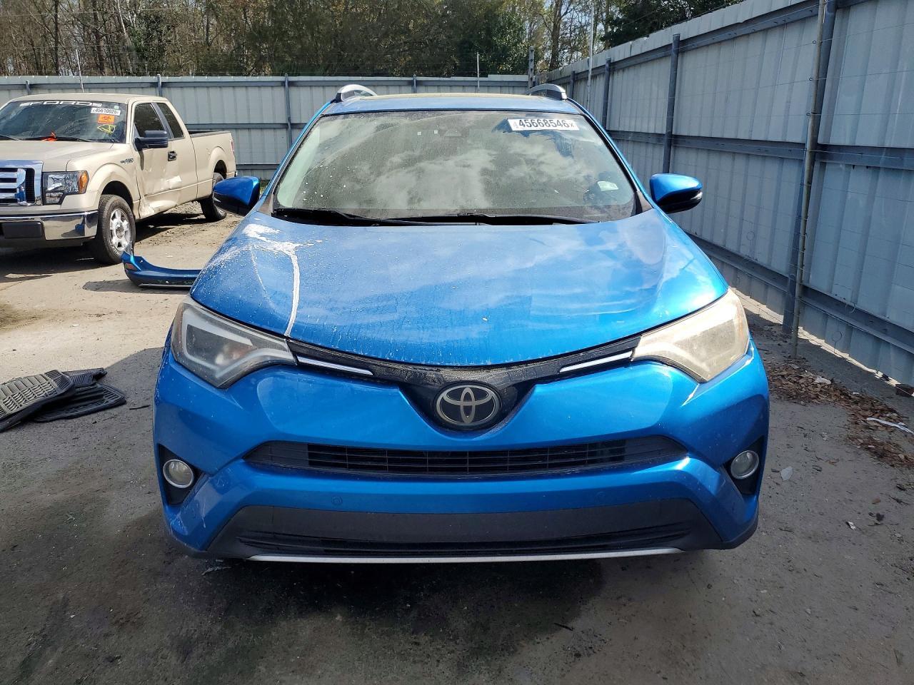 2016 TOYOTA RAV4