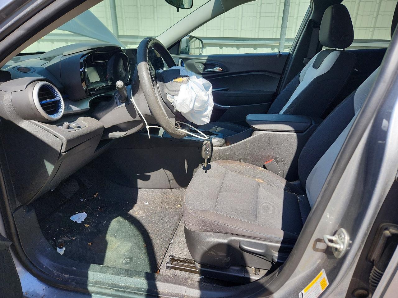 2025 CHEVROLET TRAX