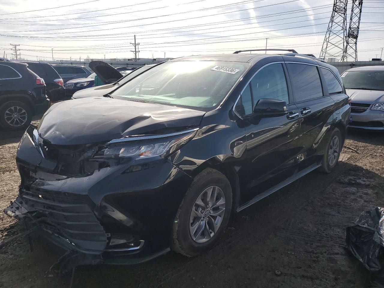 2023 TOYOTA SIENNA