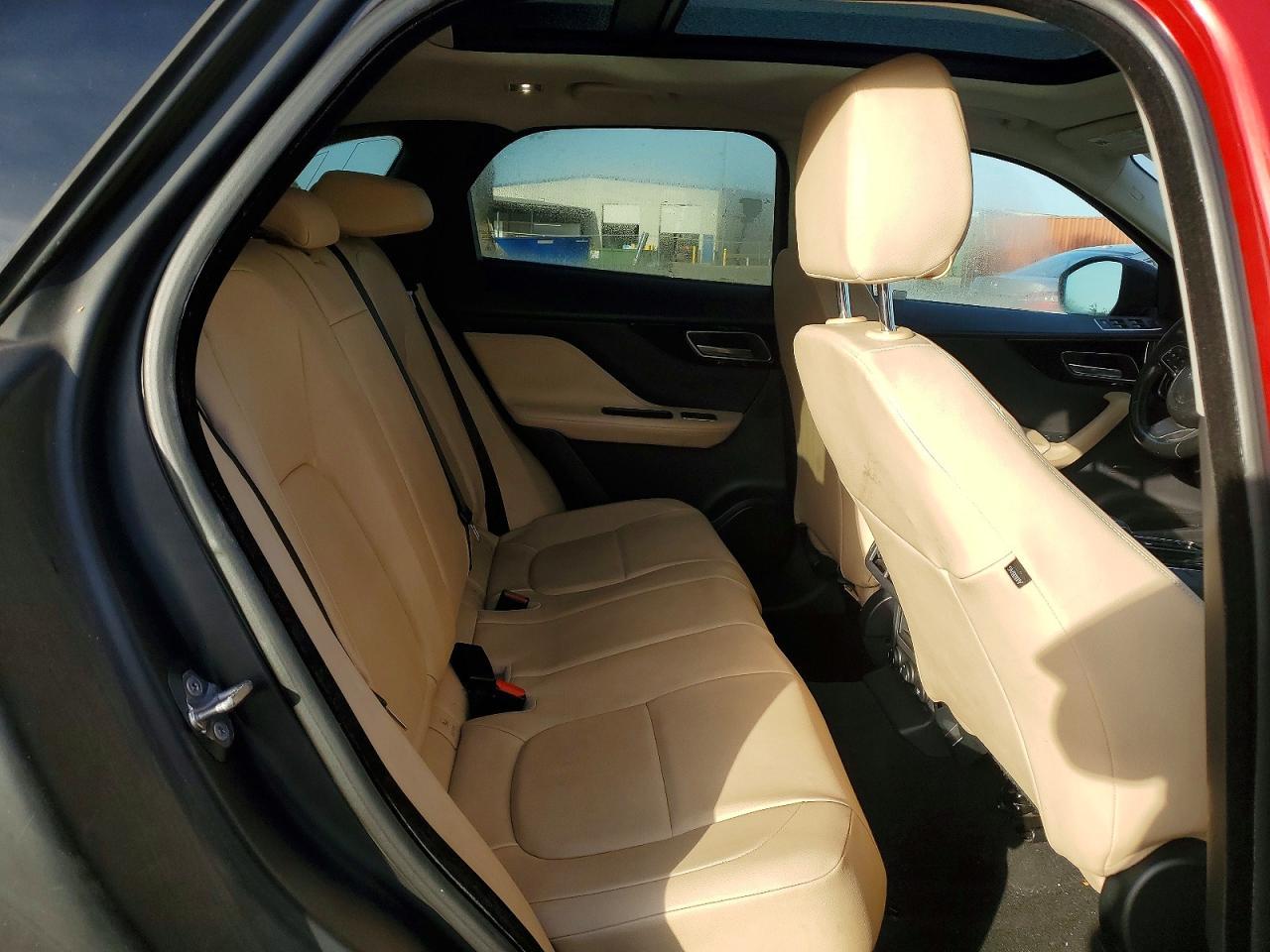 2018 JAGUAR F-Pace