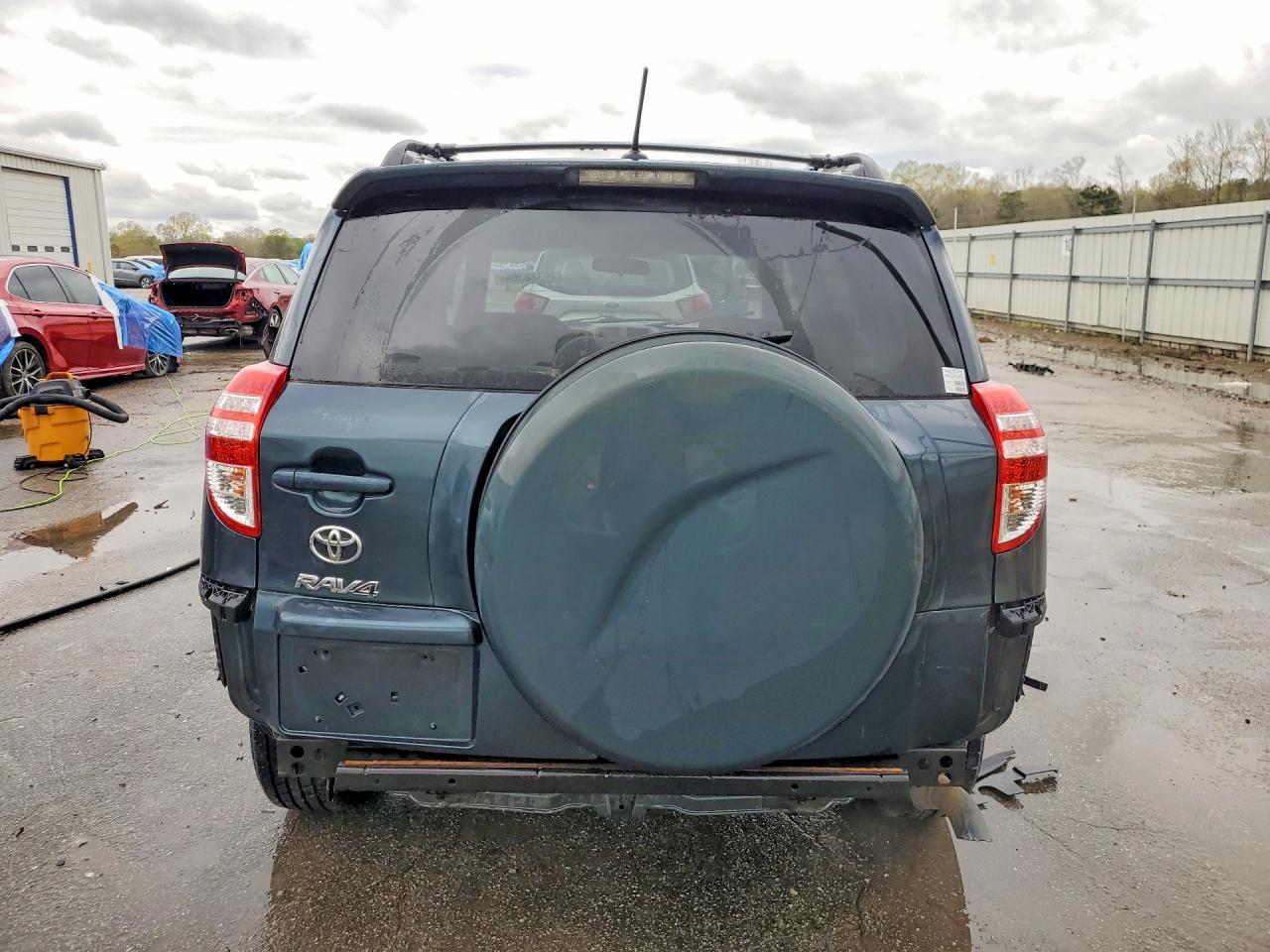 2011 TOYOTA RAV4