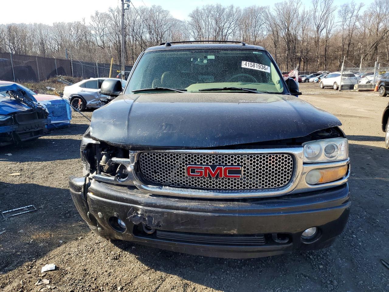 2004 GMC Yukon XL