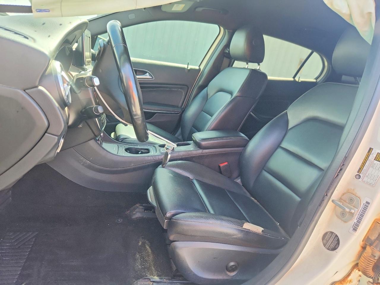 2016 MERCEDES-BENZ GLA-Class