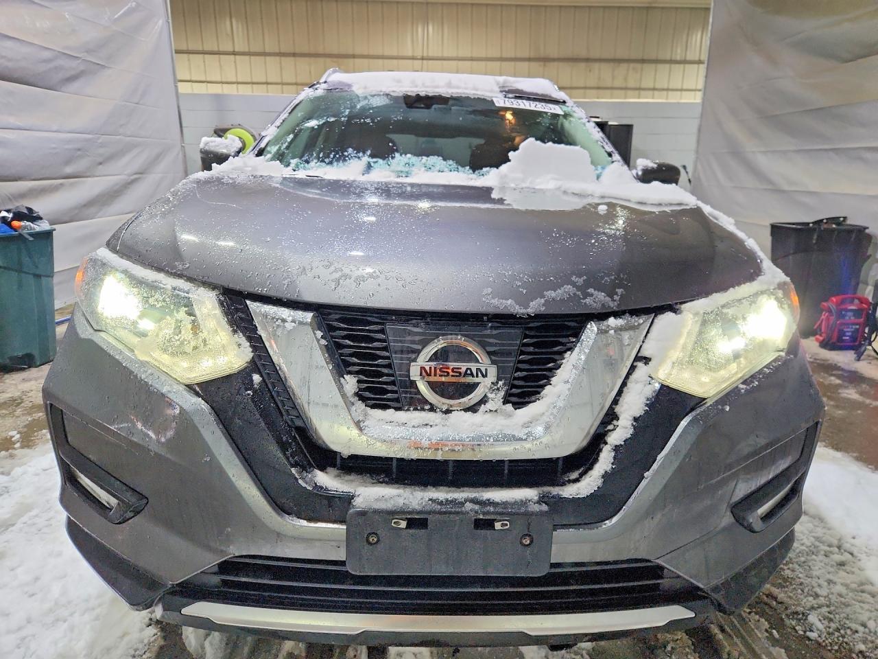 2017 NISSAN ROGUE