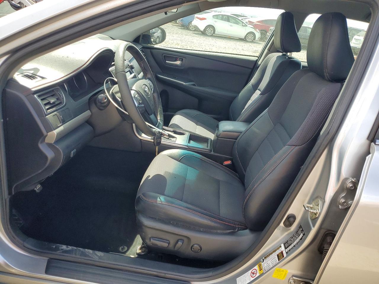 2016 TOYOTA CAMRY