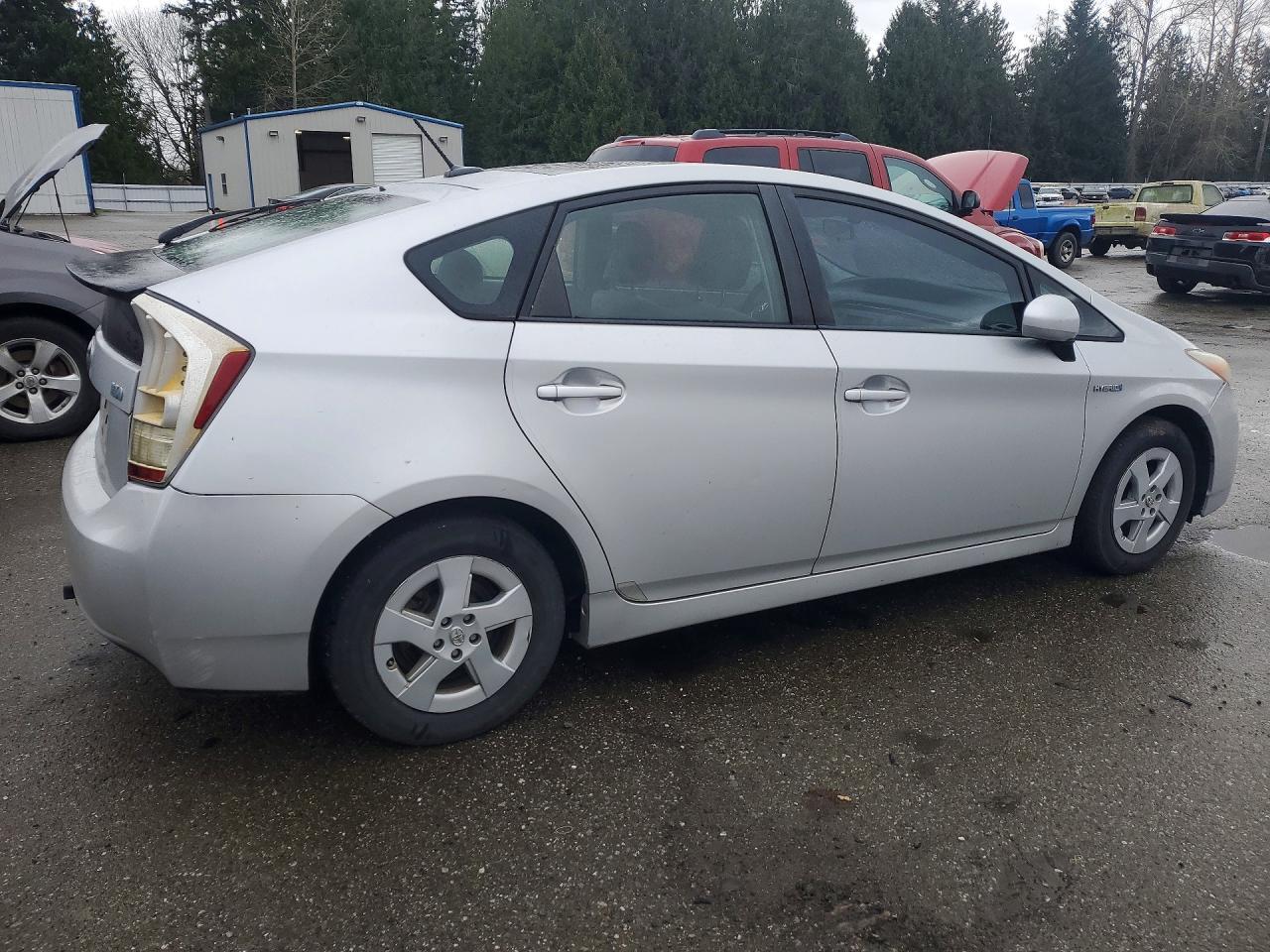 2010 TOYOTA PRIUS