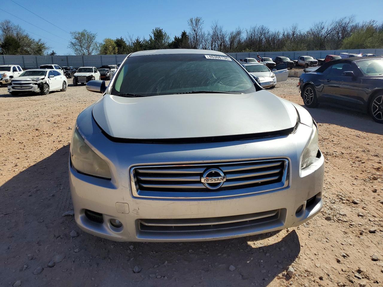 2010 NISSAN Maxima