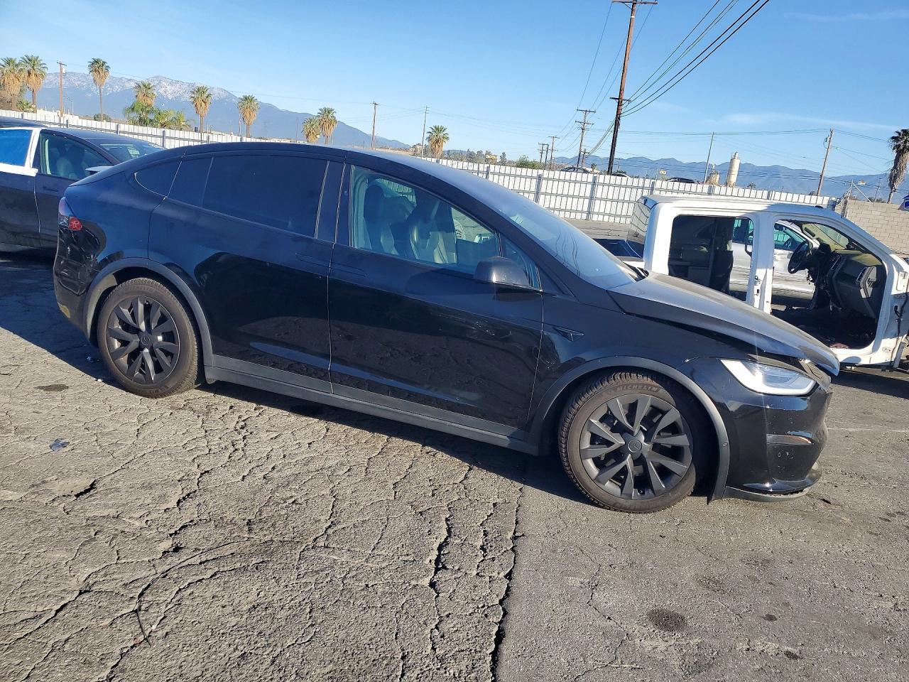 2021 TESLA MODEL X