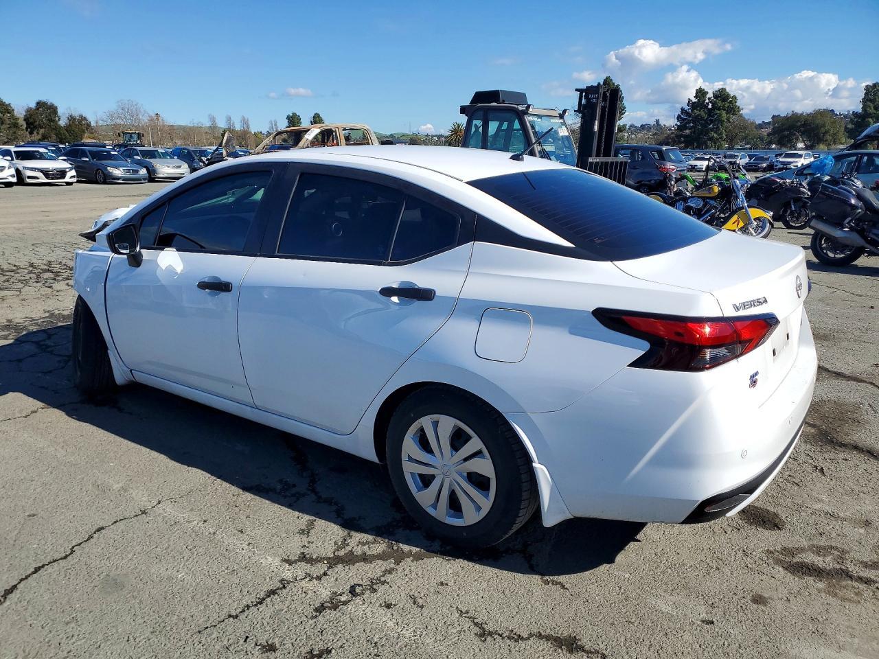 2024 NISSAN VERSA
