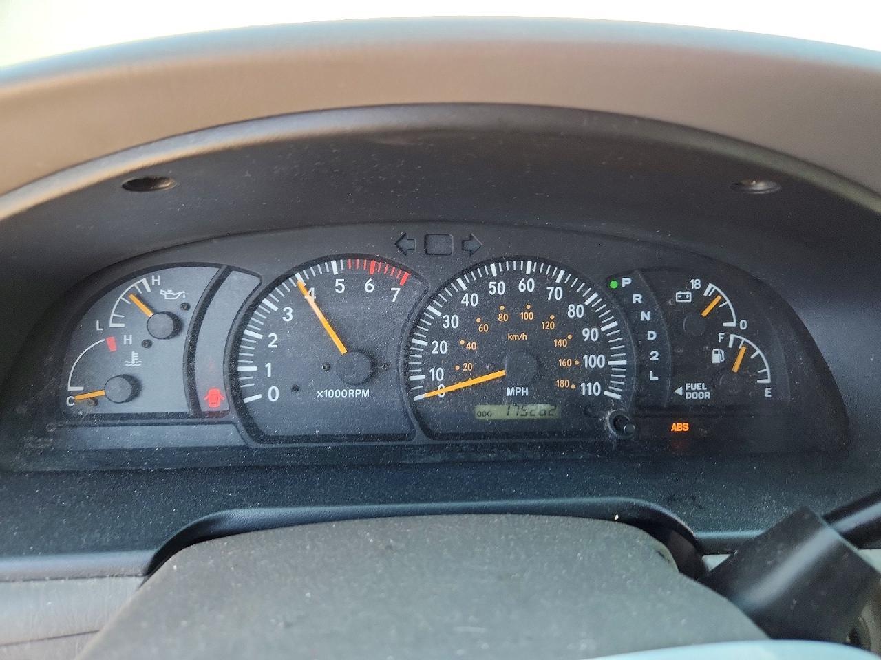 2003 TOYOTA TUNDRA