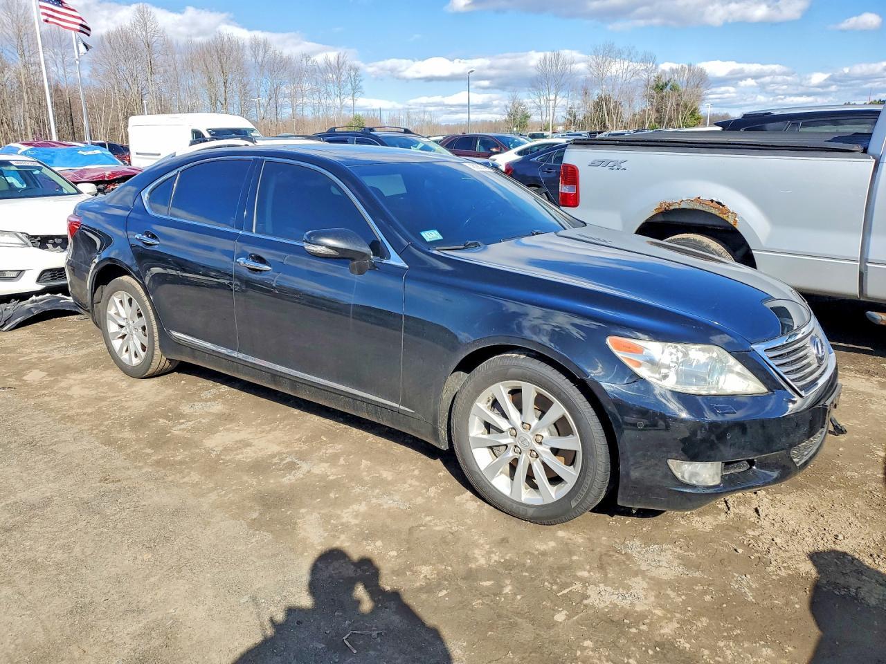 2011 LEXUS LS 460