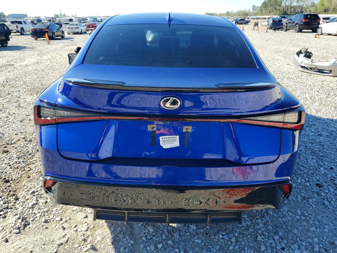 2024 LEXUS IS 500