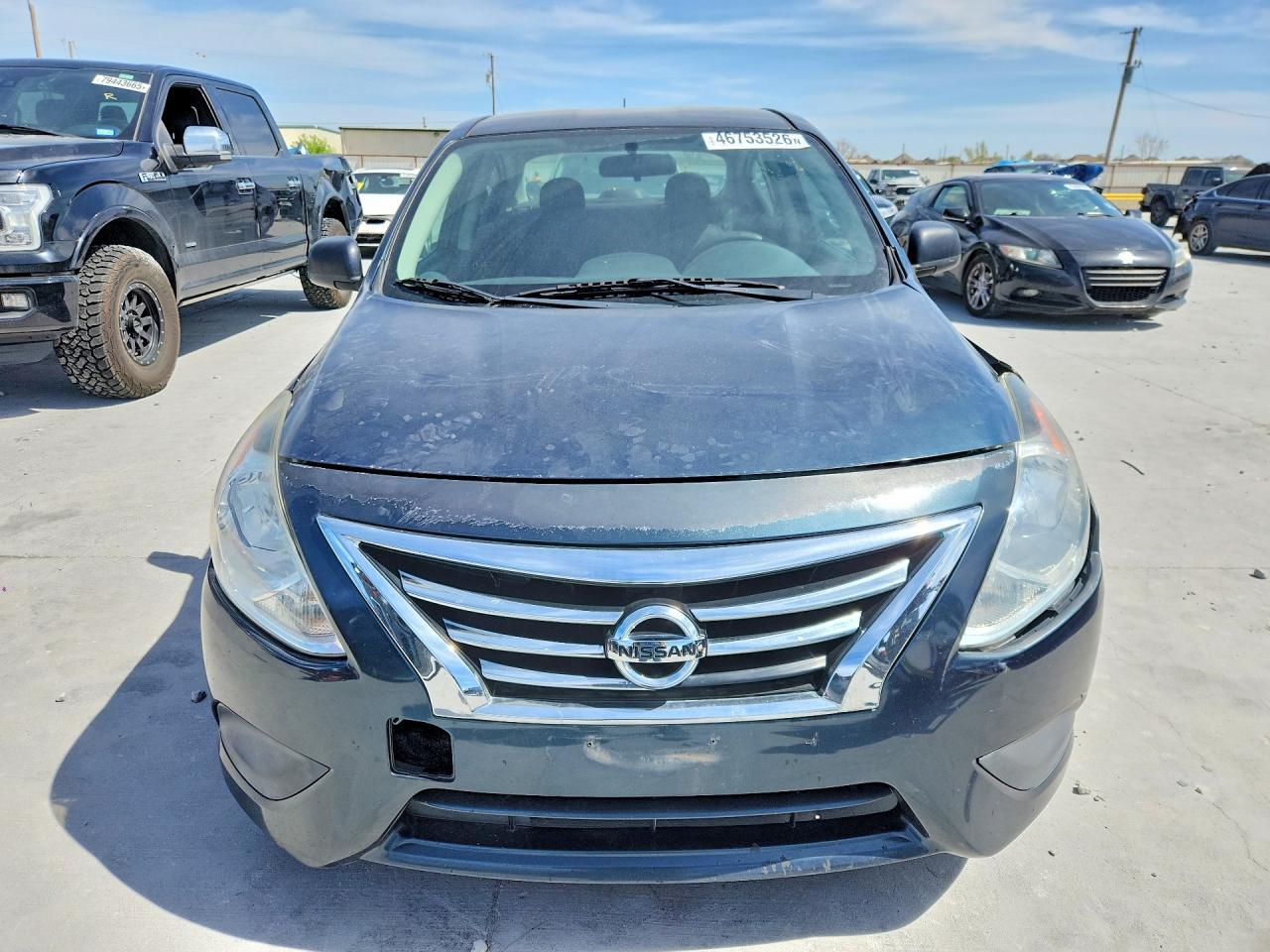 2015 NISSAN VERSA