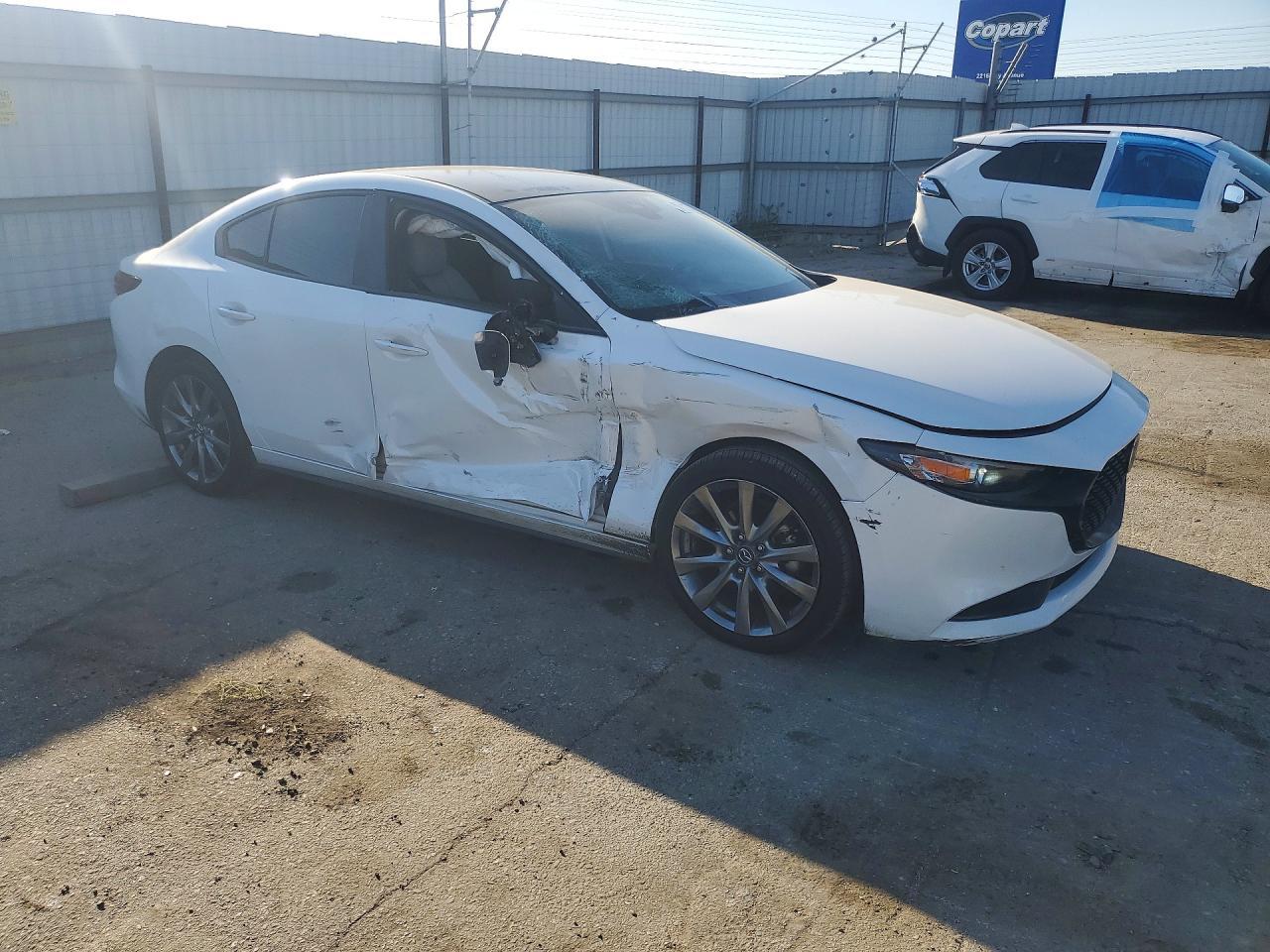 2019 MAZDA 3