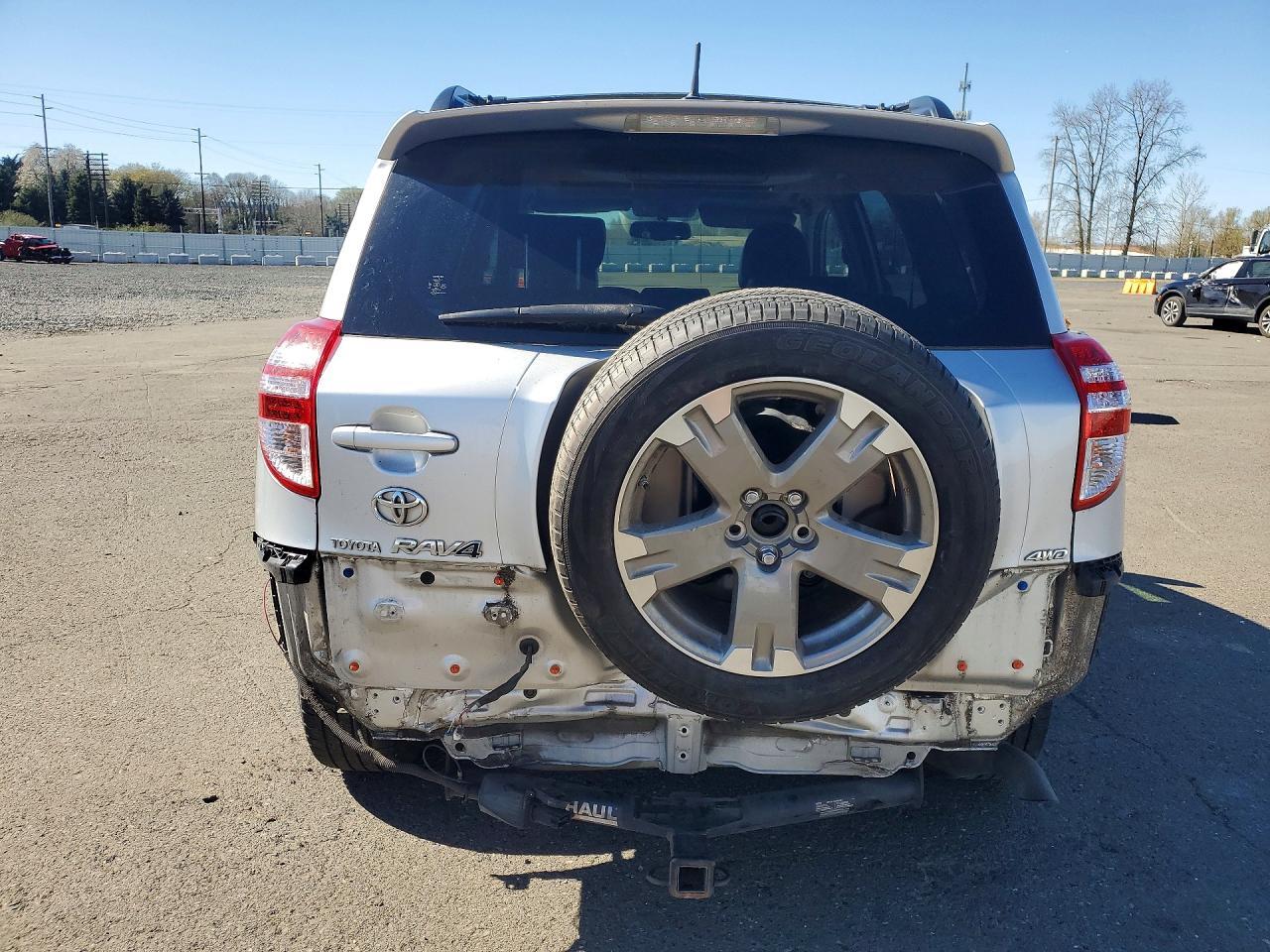 2010 TOYOTA RAV4
