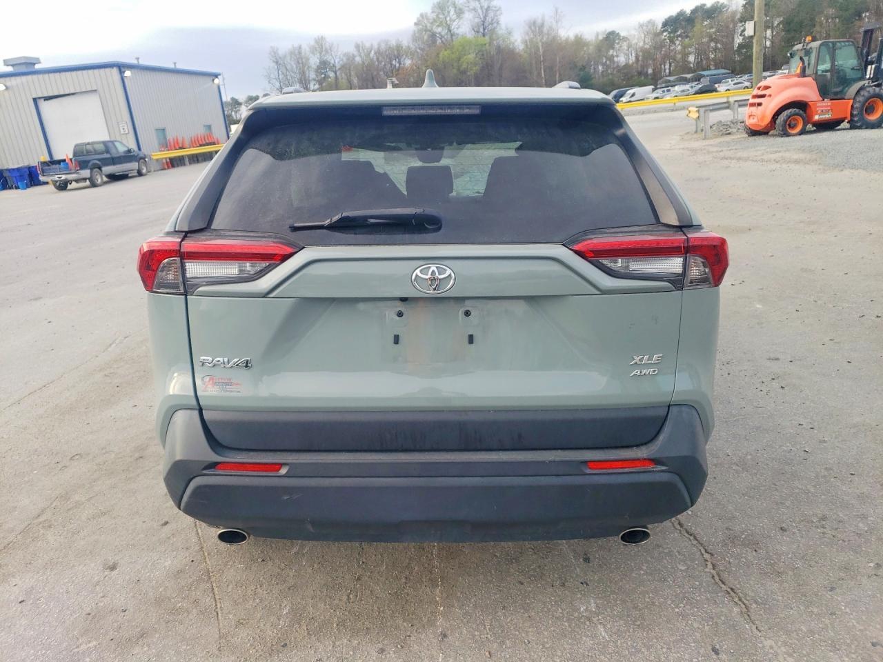 2019 TOYOTA RAV4