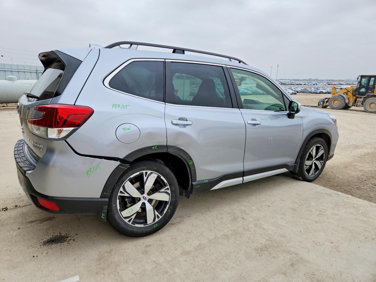 2020 SUBARU FORESTER