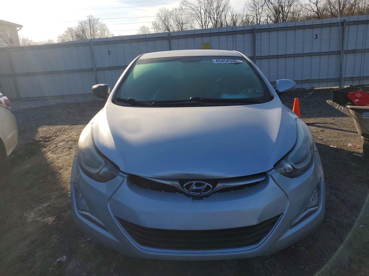 2015 HYUNDAI ELANTRA