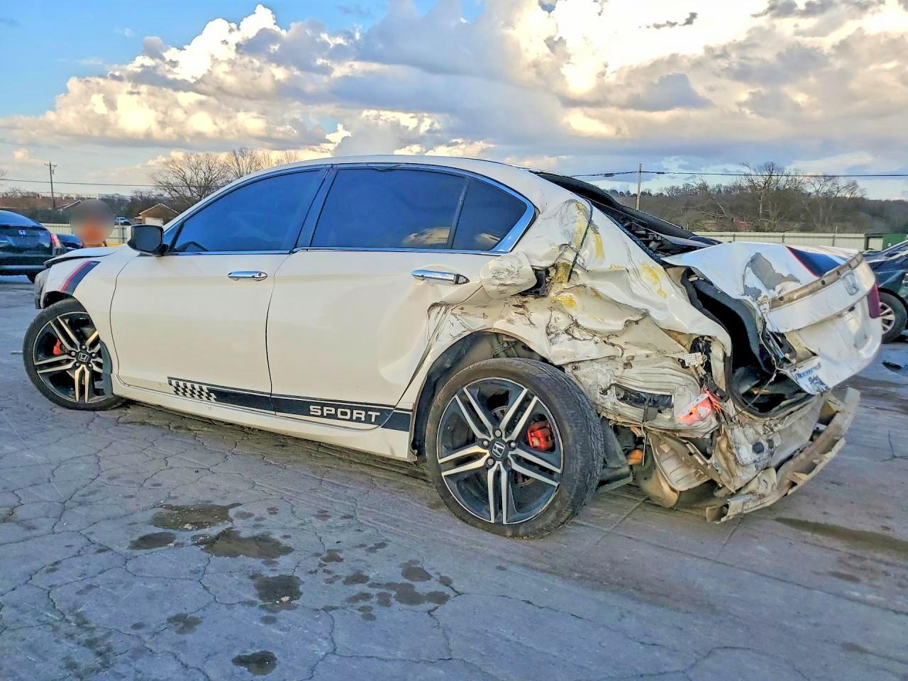 2017 HONDA ACCORD