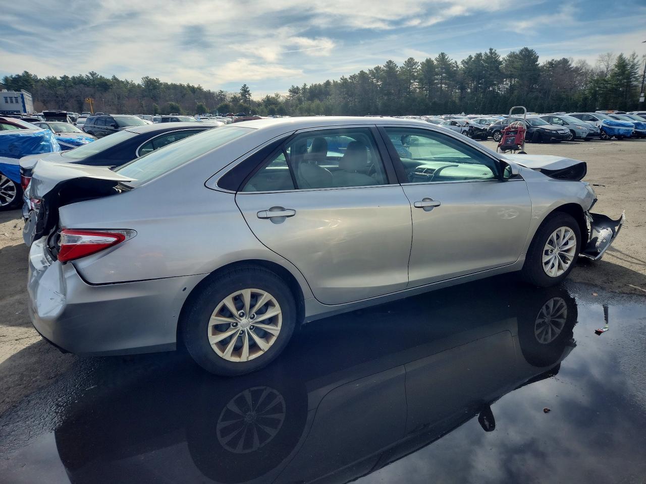 2016 TOYOTA CAMRY