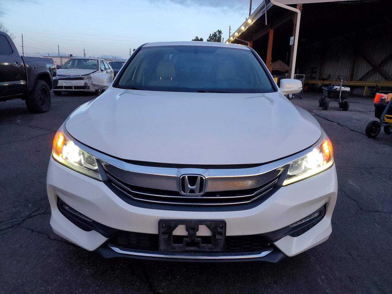 2017 HONDA ACCORD