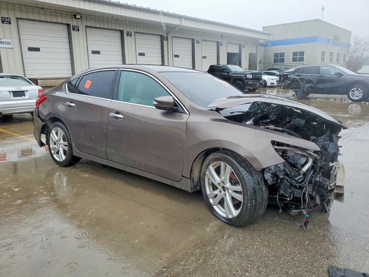 2016 NISSAN ALTIMA