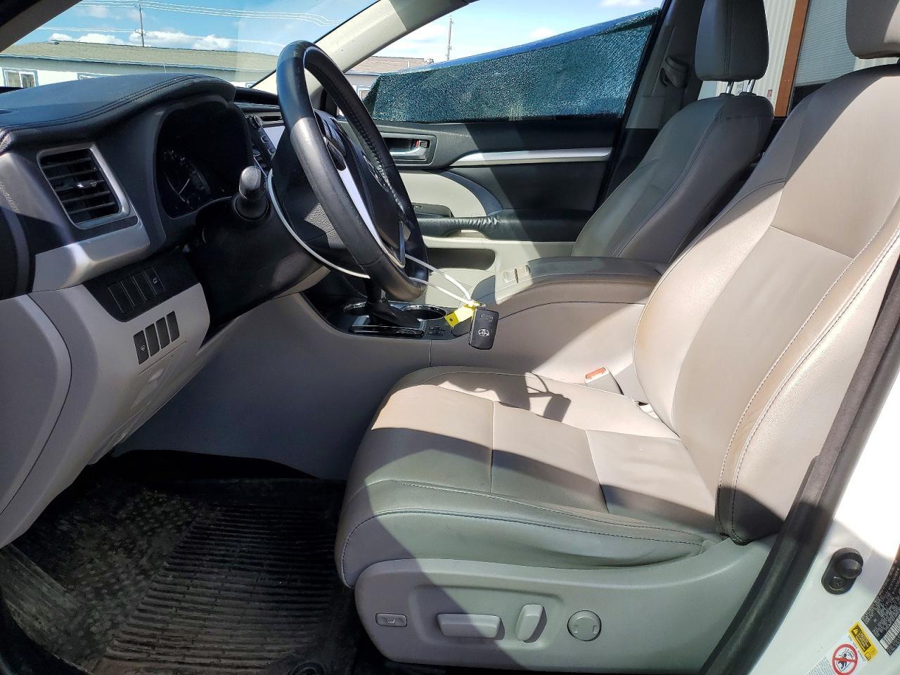 2015 TOYOTA HIGHLANDER
