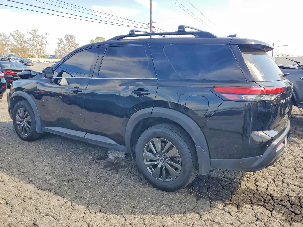 2022 NISSAN PATHFINDER