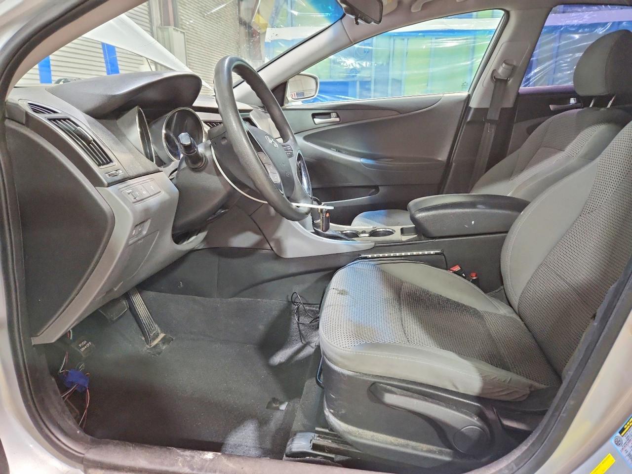 2012 HYUNDAI SONATA