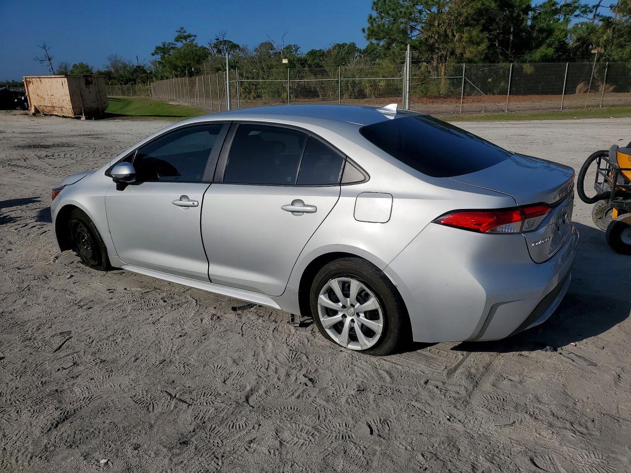 2022 TOYOTA COROLLA