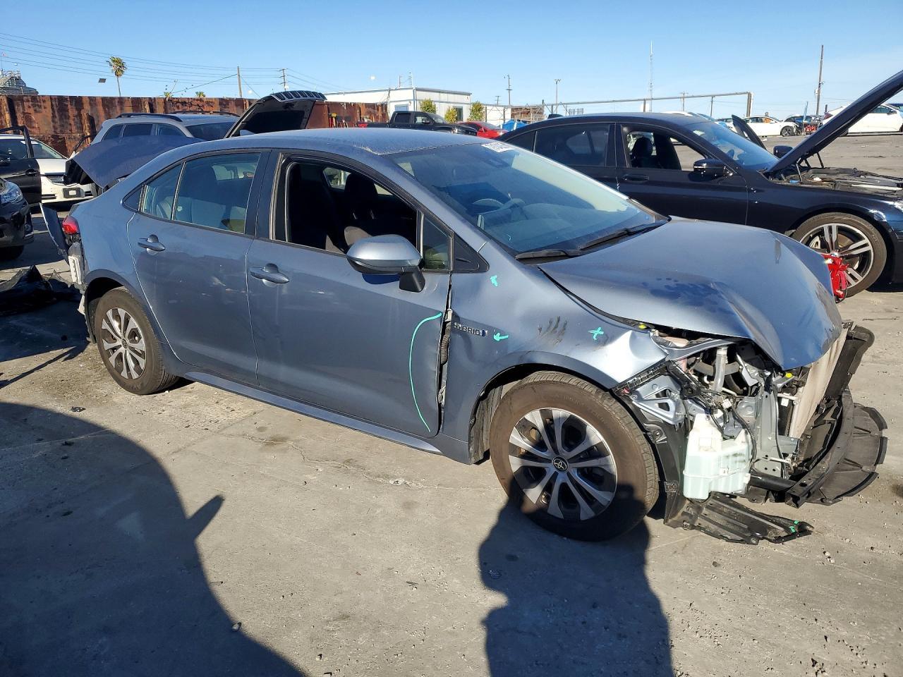 2021 TOYOTA COROLLA