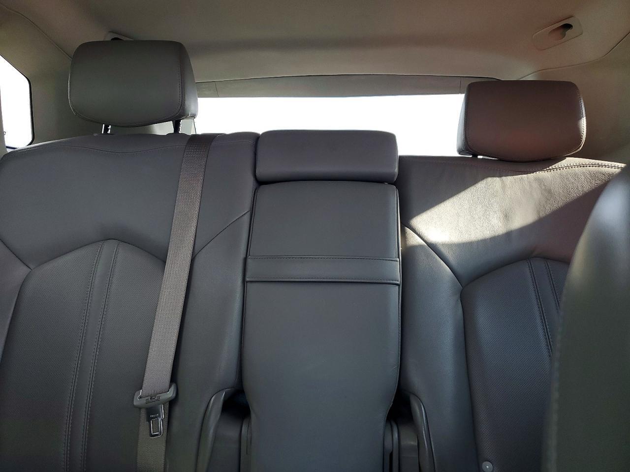 2010 CADILLAC SRX