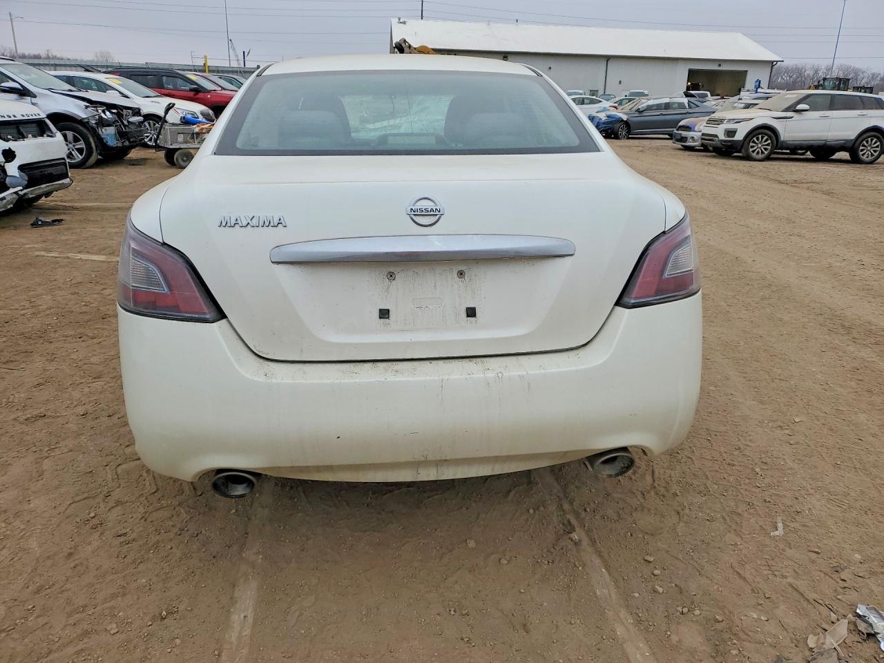 2014 NISSAN Maxima