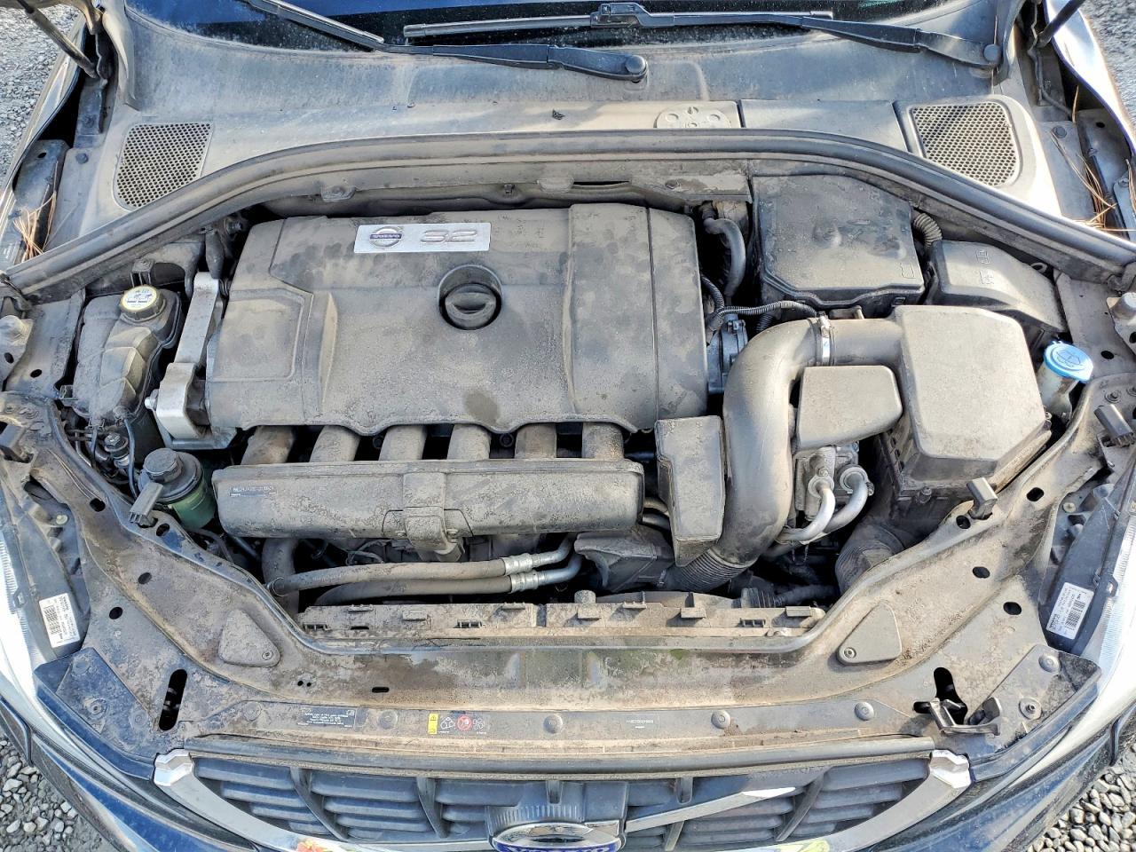 2013 VOLVO XC60