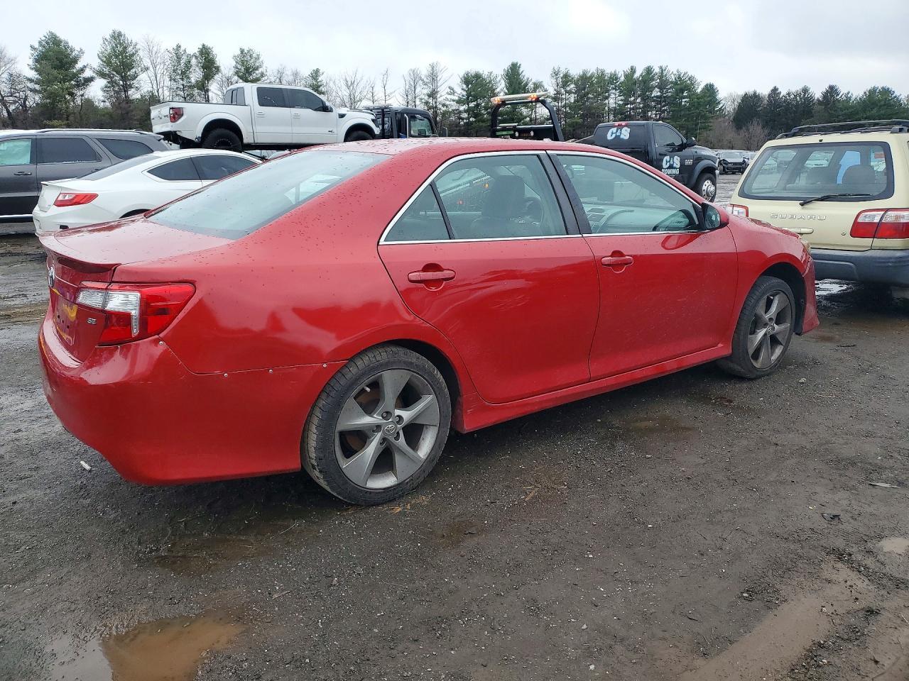 2014 TOYOTA CAMRY