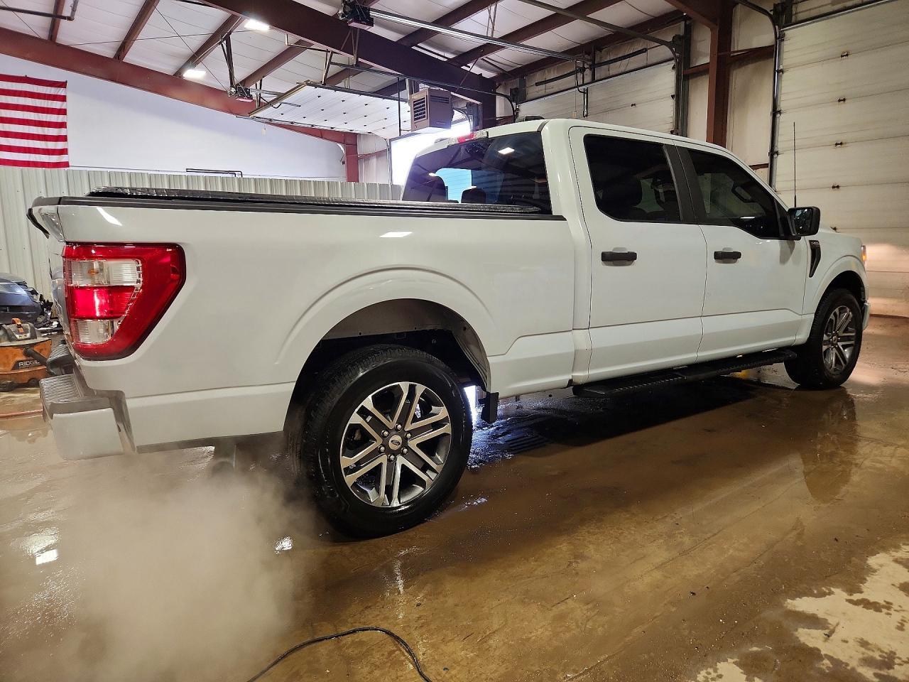 2022 FORD F-150 Lightning