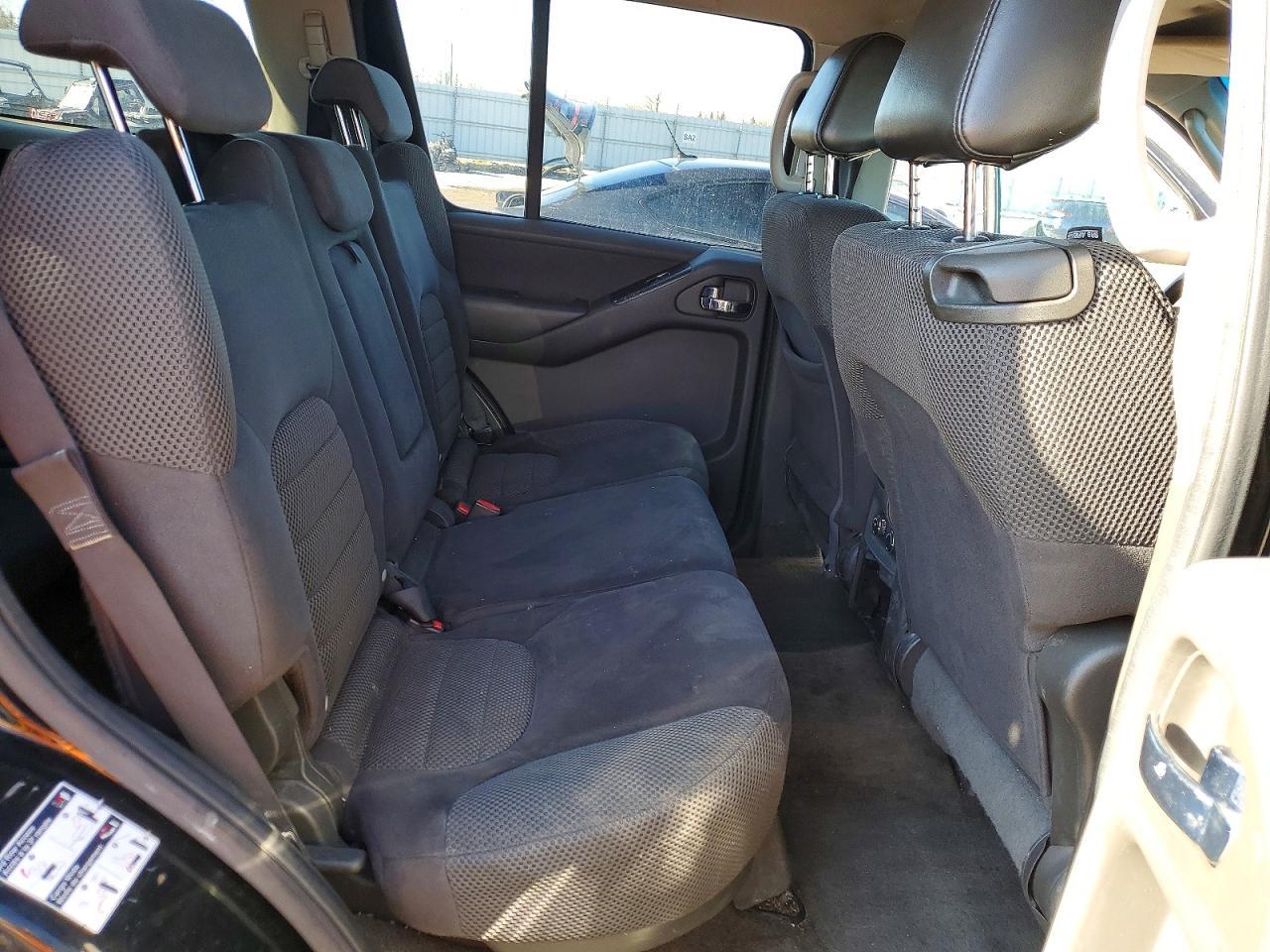 2010 NISSAN PATHFINDER