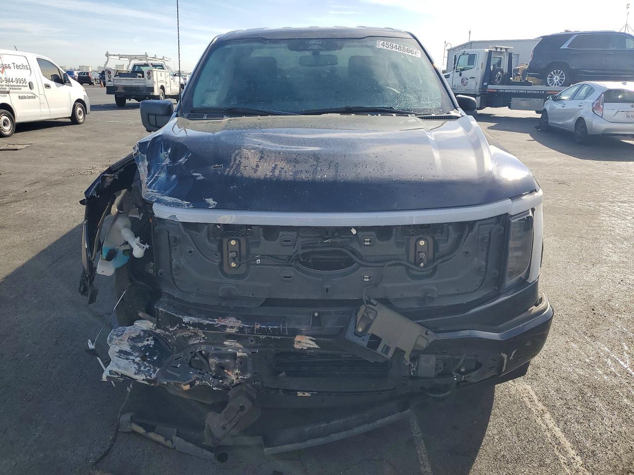 2024 FORD F-150 Lightning