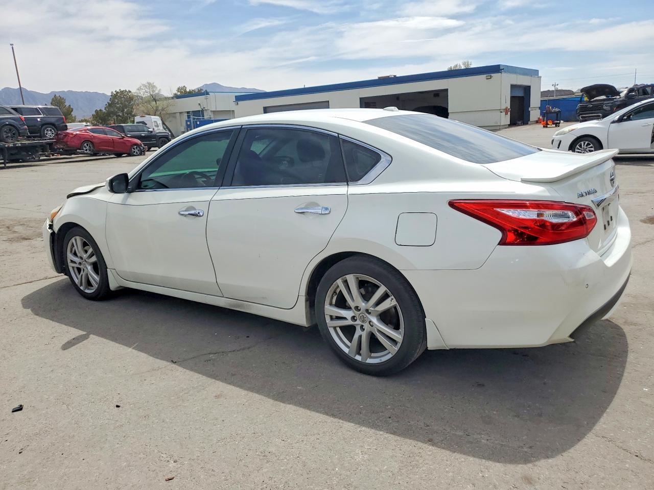 2016 NISSAN ALTIMA