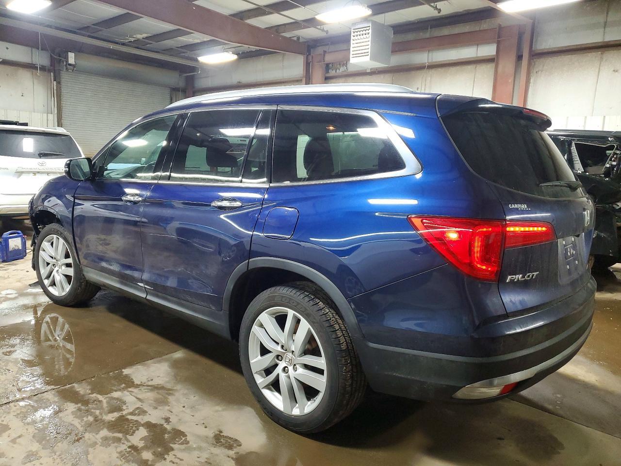2016 HONDA PILOT