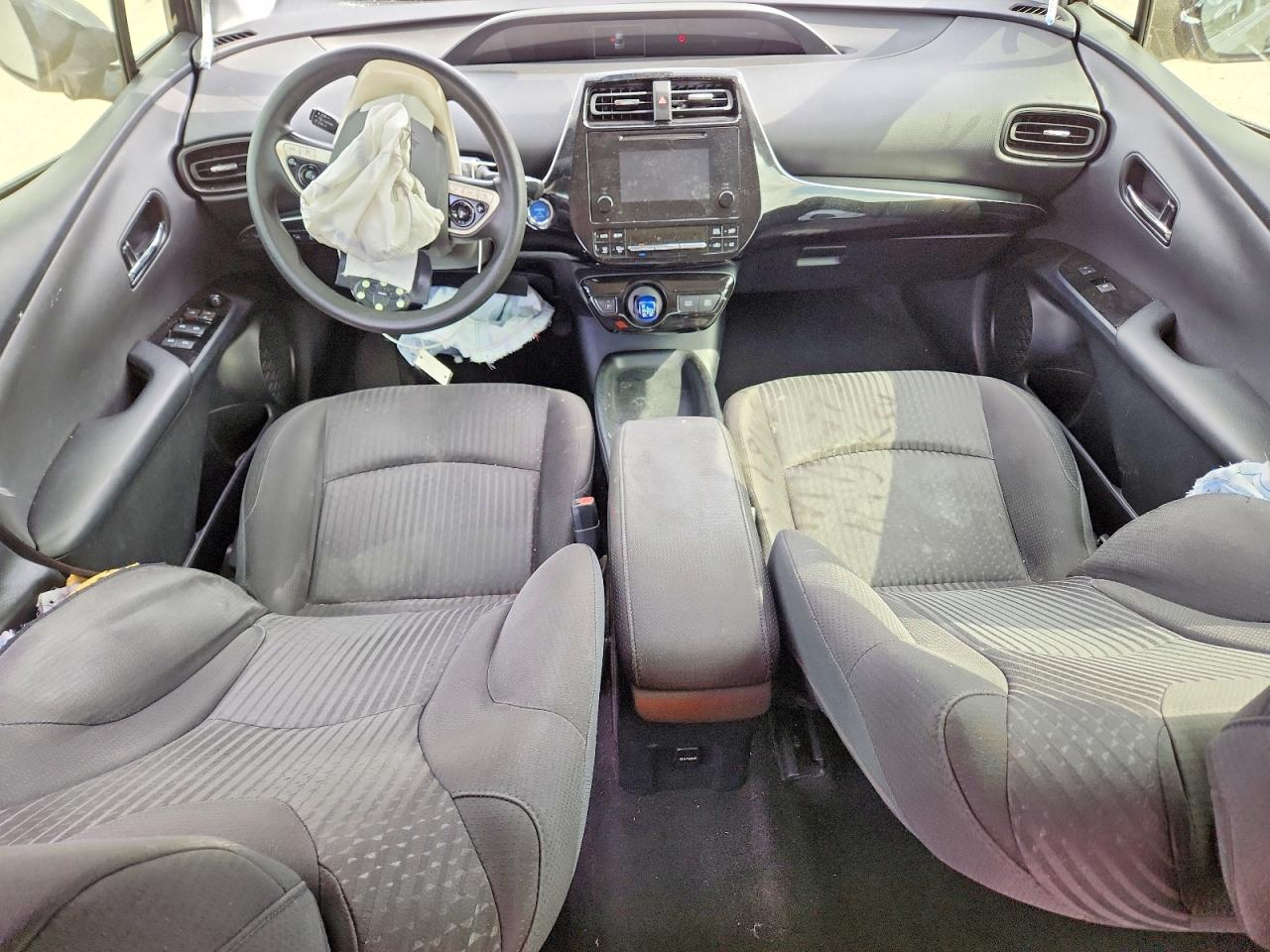 2018 TOYOTA PRIUS